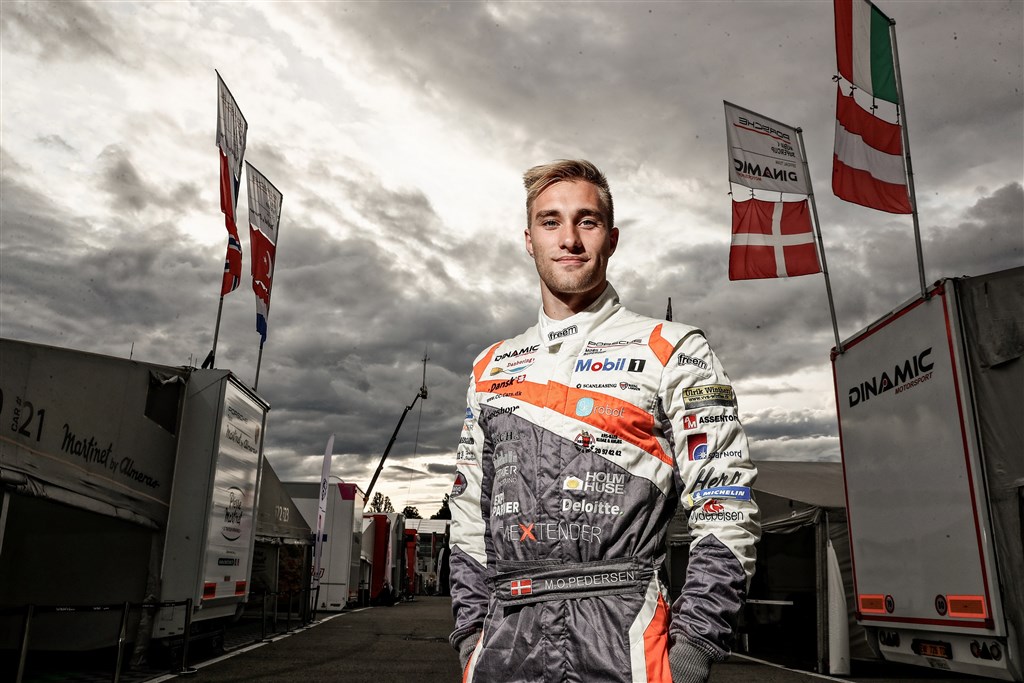 ”Jeg håber på at få min anden podieplacering i denne sæson i Supercuppen,” siger Mikkel O. Pedersen.
(Foto: Porsche Media)